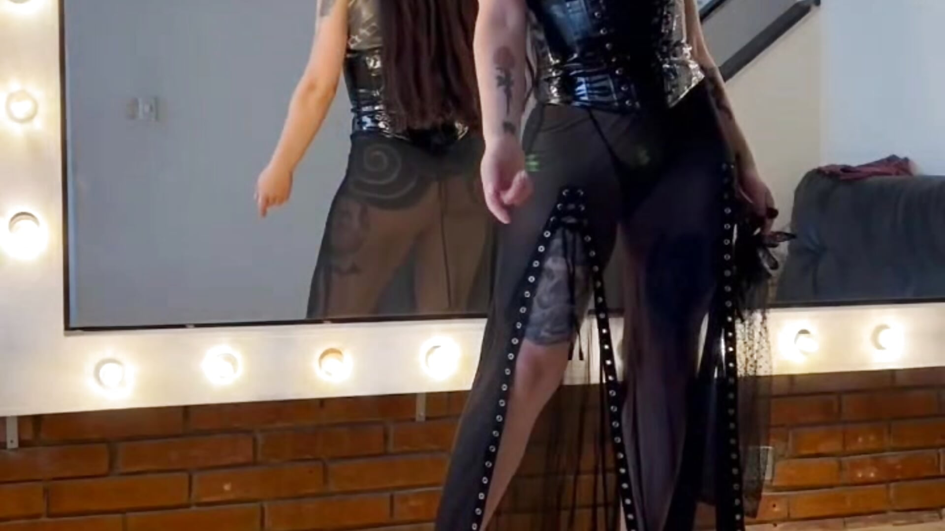 Such a fucking dark GODDESS! - video by Julieta_Russell cam model