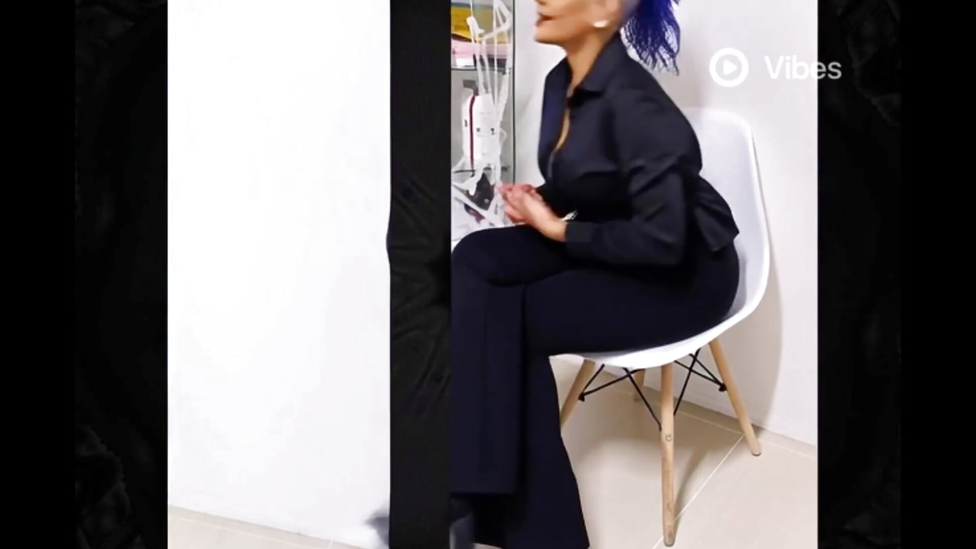 Dare to be free, smiling and light hearted, fleeting like a beautiful moment. 🌸😘✨ - βίντεο μοντέλου freyadevil333