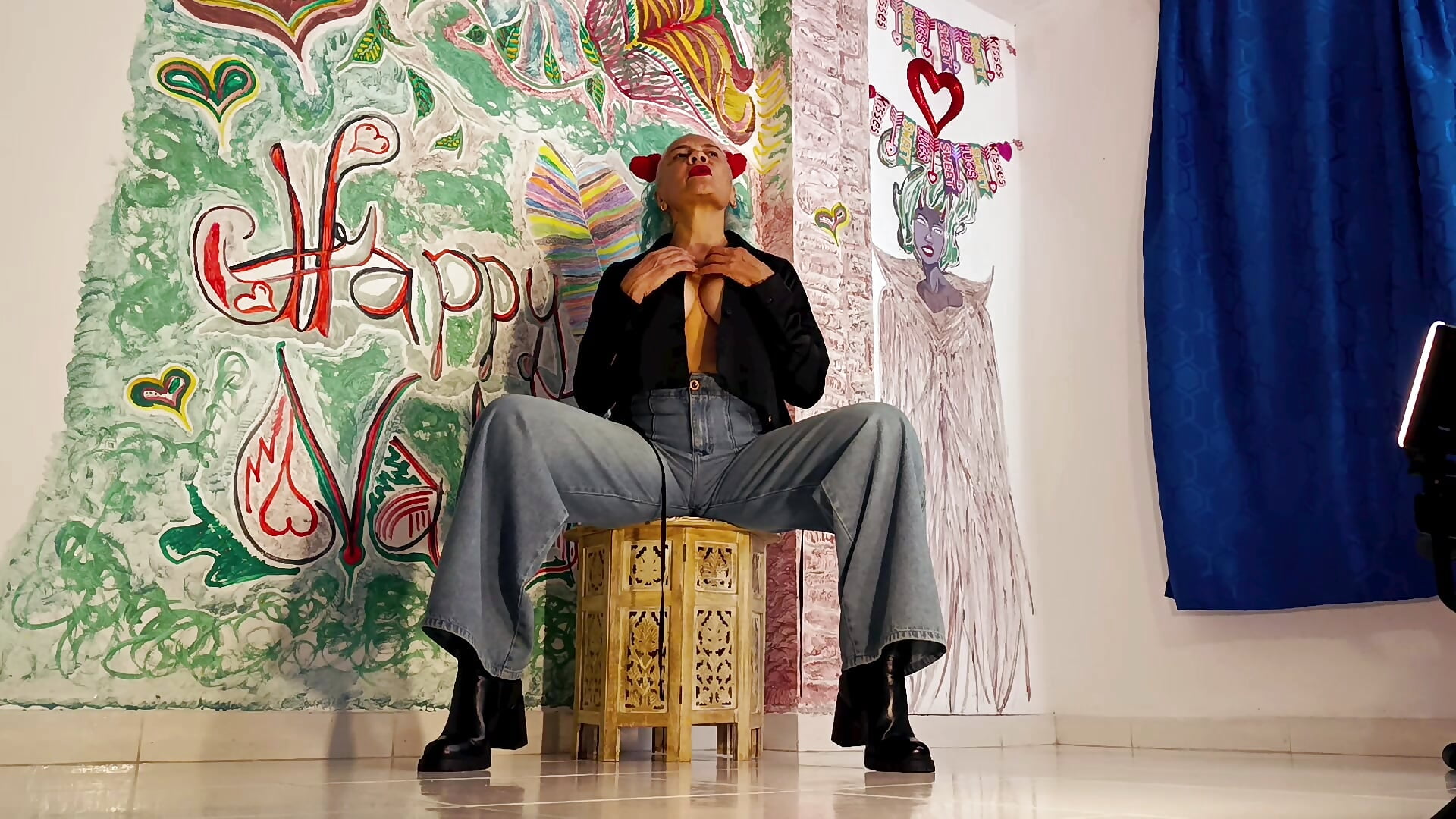 1000404621 – видео вебкам-модели freyadevil333