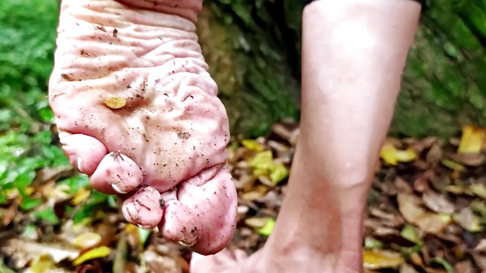 👣 Follow my feet and their wrinkles ✨👀