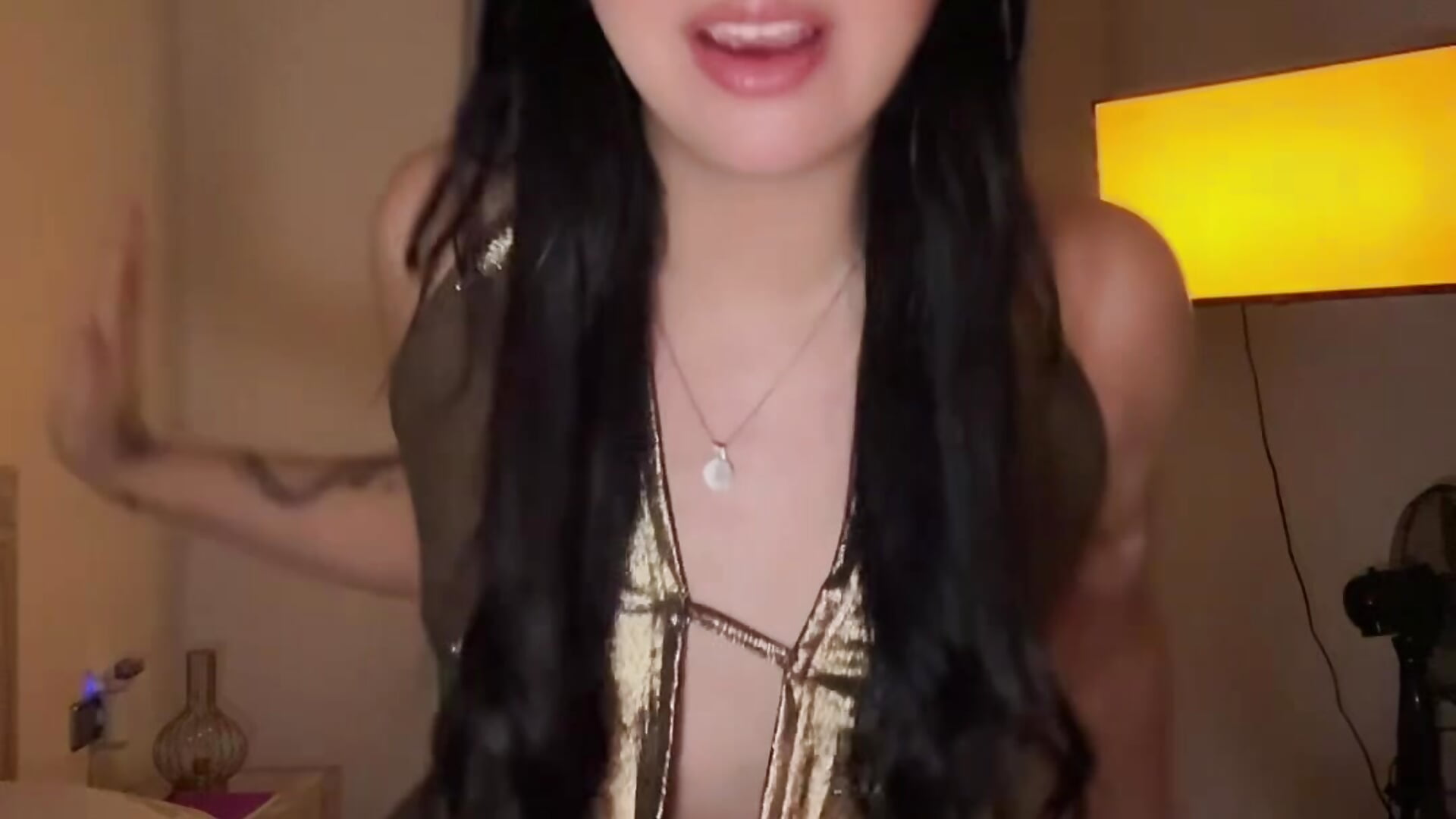 🖤 - 視頻由 Of_michel03 主播提供