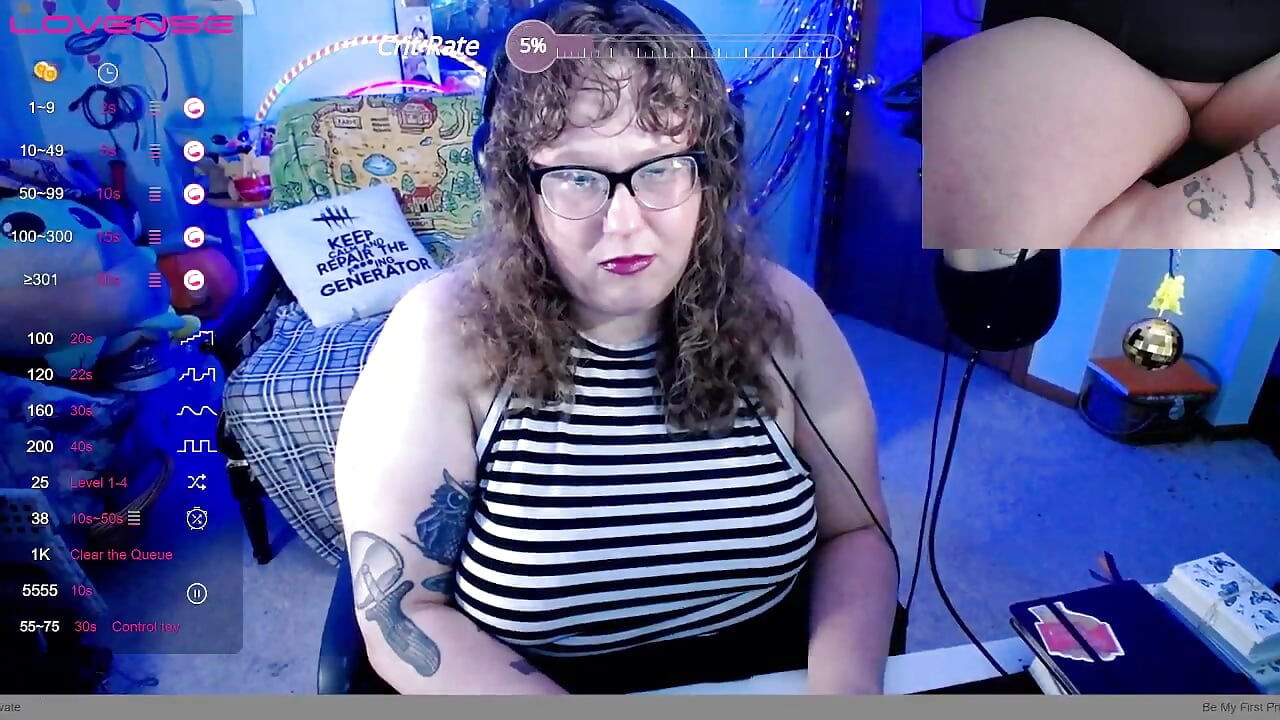 ASMR - video by FatVeronica cam model