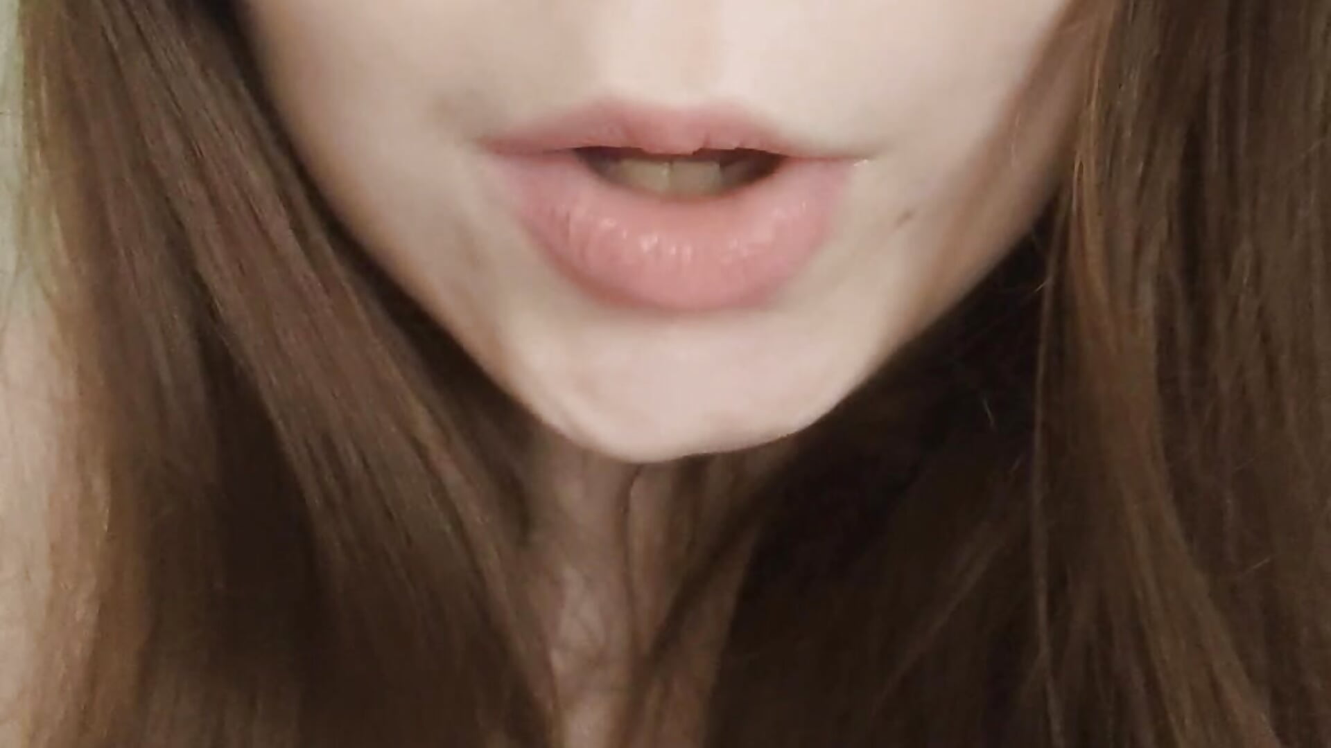 Welcome to my room!!! I very, i very! – video od webkamerové modelky LucyZeph