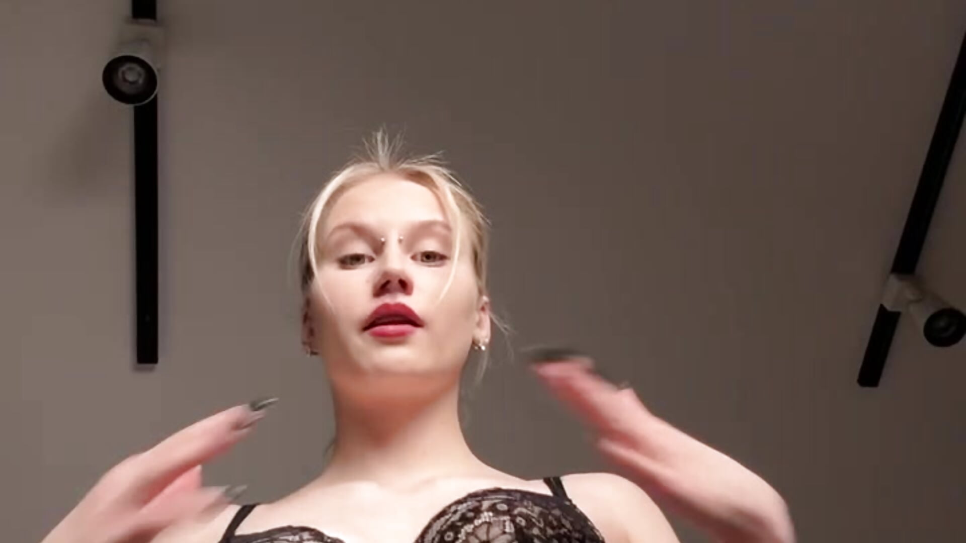 fun – видео вебкам-модели MertyXX