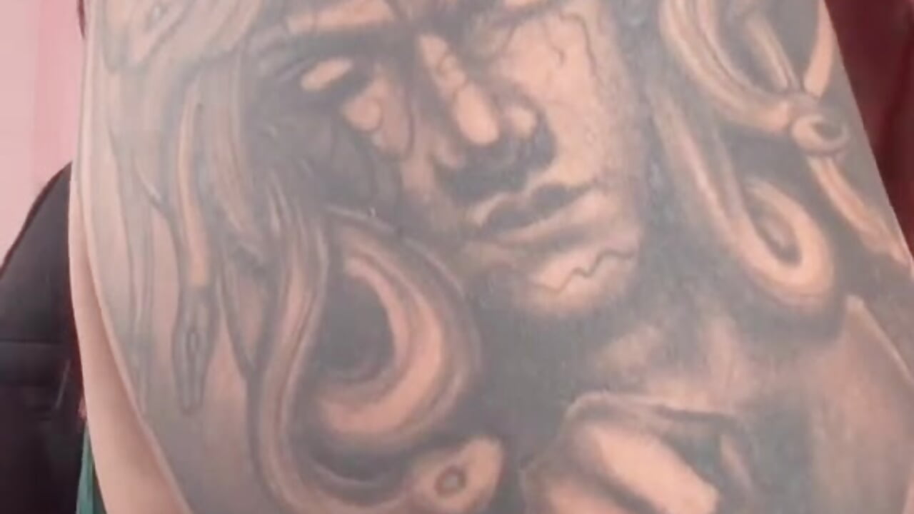 Do you like my tattoo? - Vídeo de SheylaBakerr, modelo de vídeos