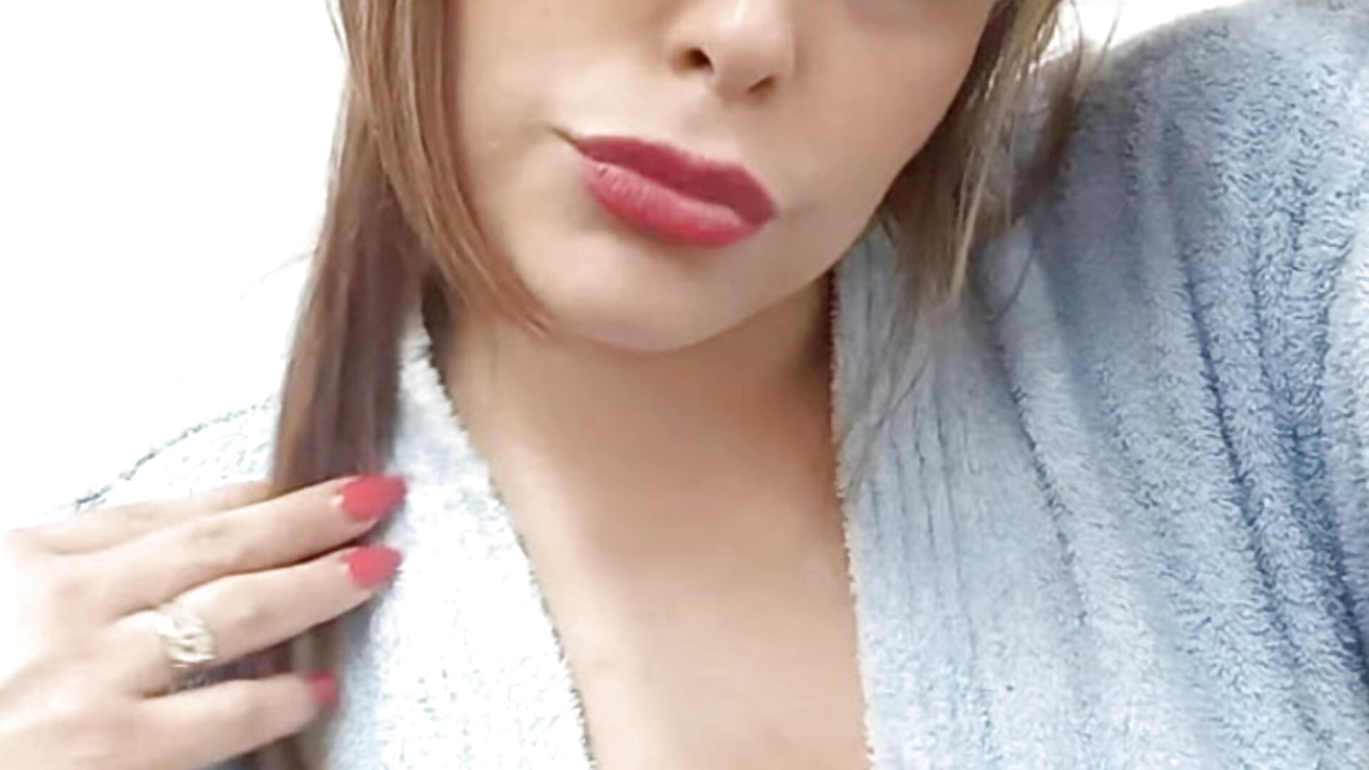 2025-01-03-030702367 - วิดีโอโดย luuopo1102 โมเดลแคม