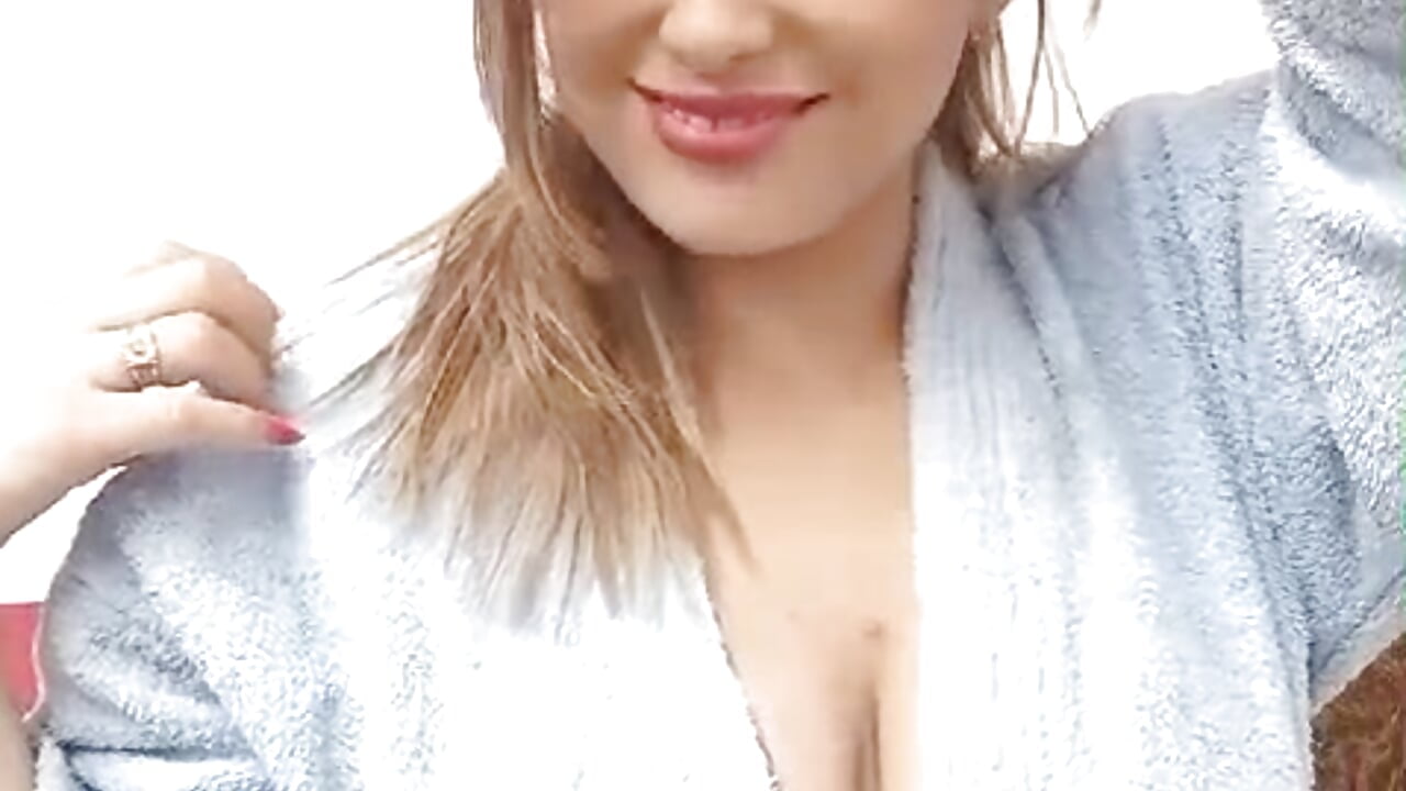 2025-01-06-013348712 - วิดีโอโดย luuopo1102 โมเดลแคม