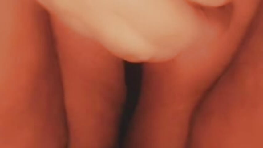 Phat pussy and piercing flash - video by shykitbbw cam model