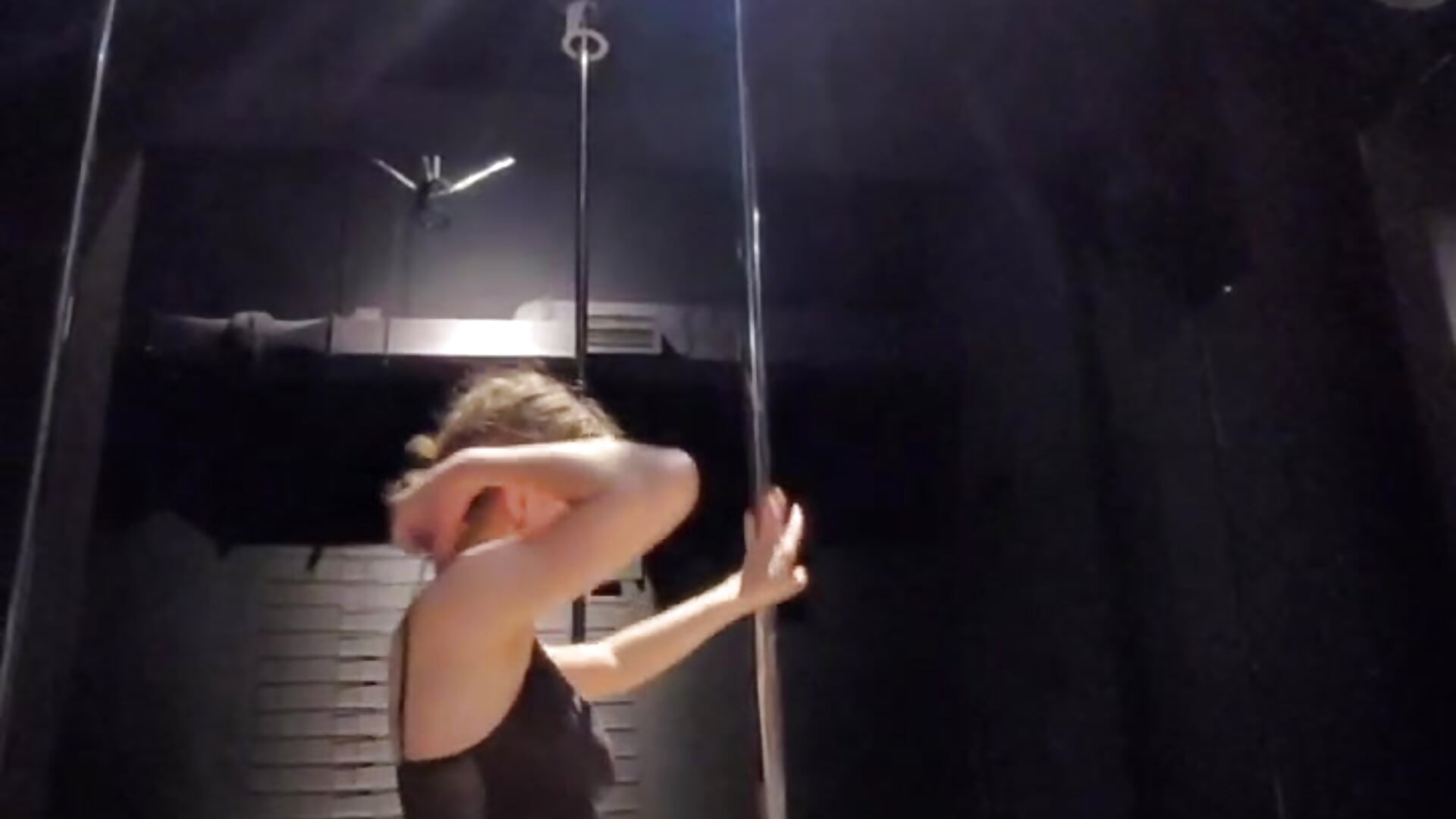 ESTL - Voyage voyage (pole exot) - video by Sarah_HS cam model