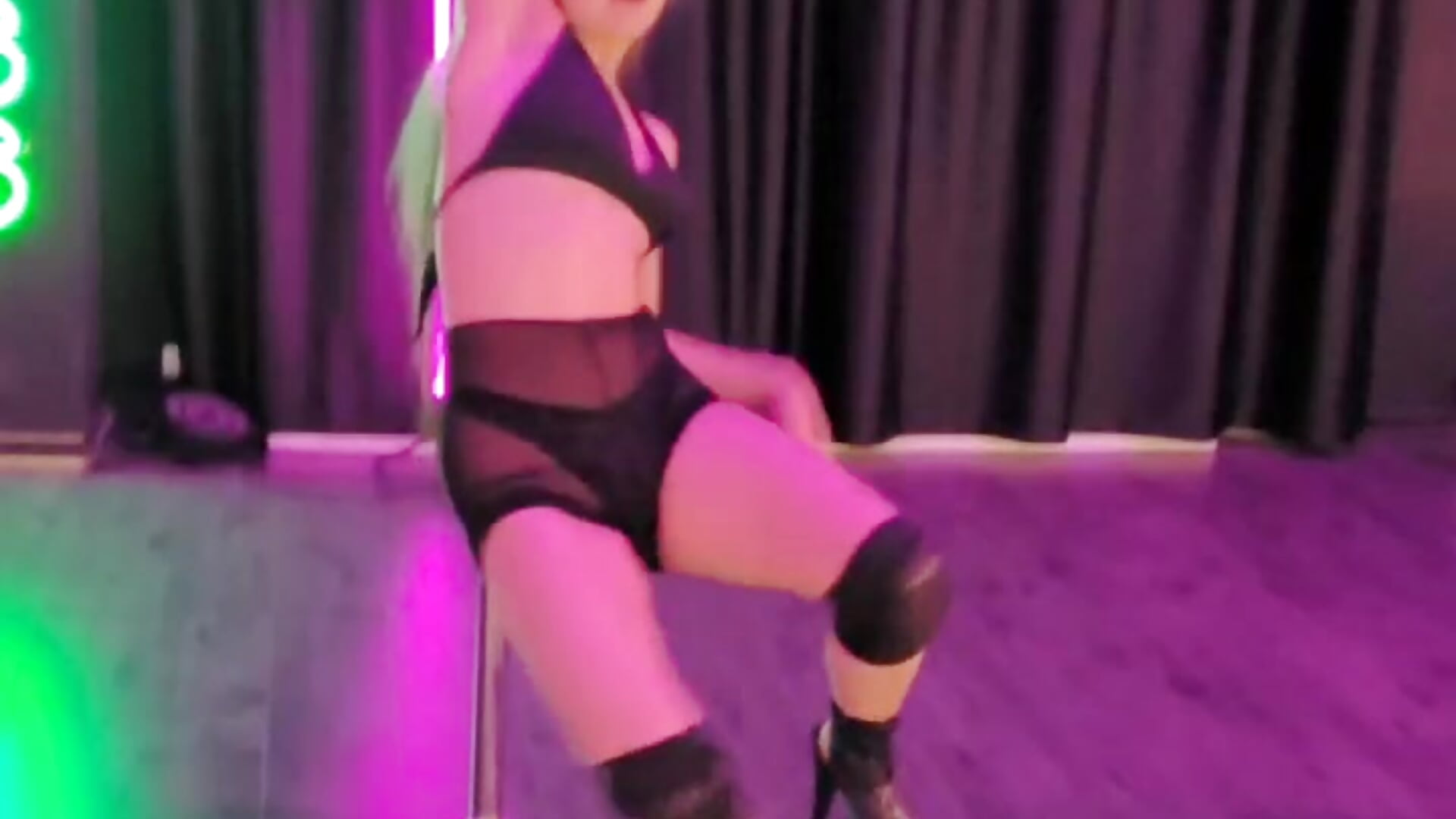 Lil God Dan - Marceline (pole exot) - video by Sarah_HS cam model