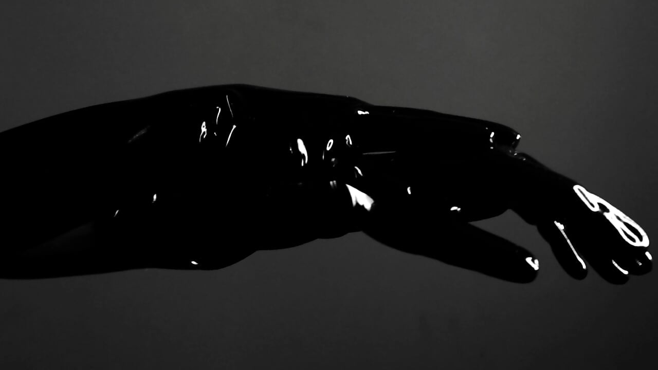 LATEX GLOVES - video by MyMayte cam model