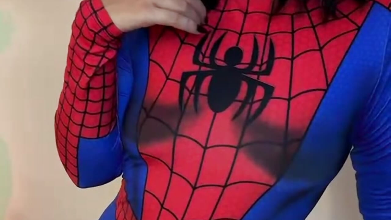 spider girl – video modela na kameri kristen_kassi