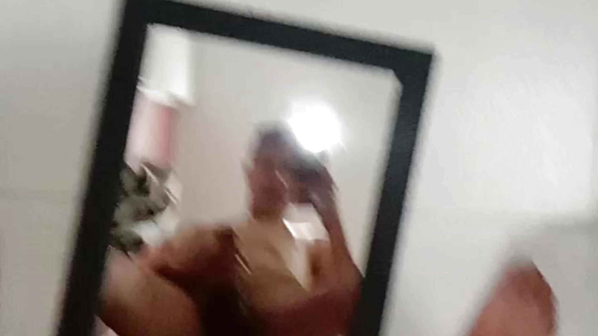 CUMSHOT IN THE MIRROR WITH DILDO - วิดีโอโดย flint_ryan โมเดลแคม