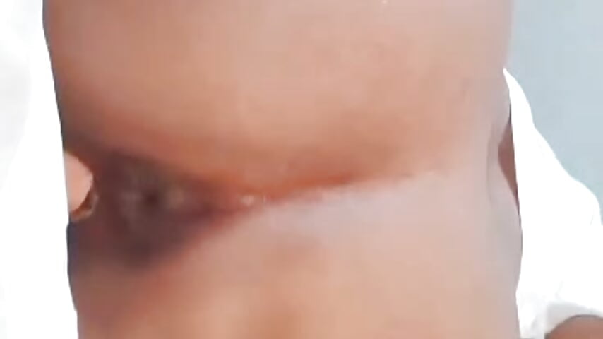 fucking the pussy on the back with my white toy, and showing the ass! - video by ArisaGonzalez cam model