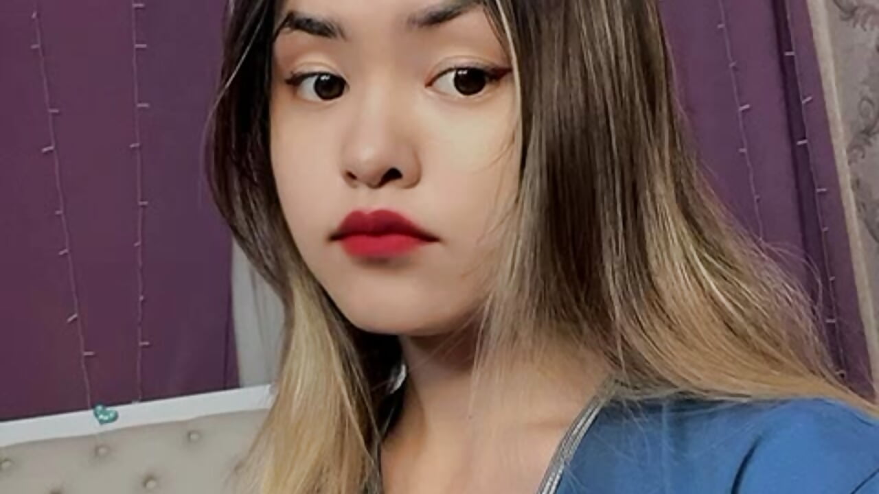 hot teaseing face :) hope you enjoy it!