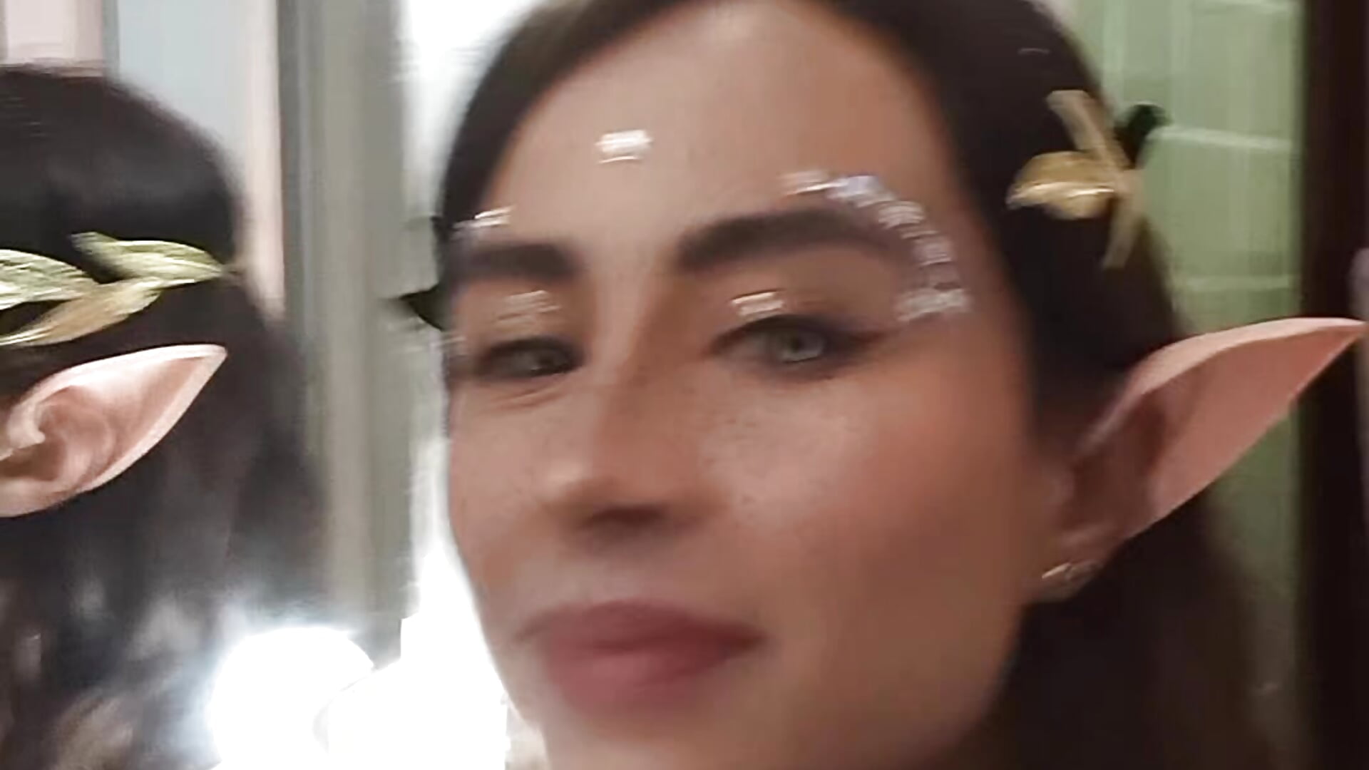 VID_25150509_101639_640 - video oleh model kamera reme_ark23