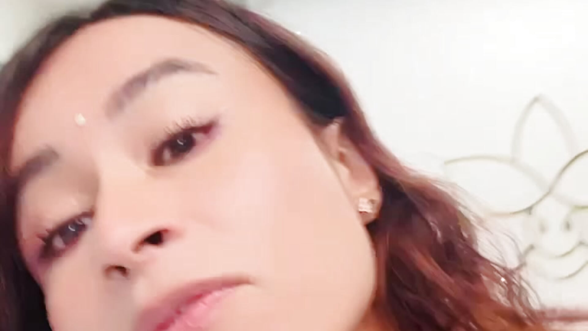 REME FOR YOU - video oleh model kamera reme_ark23