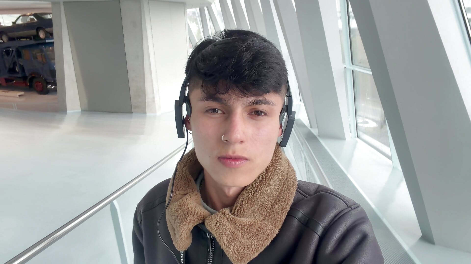 🇩🇪 - AnthyX adlı kamera modelinin videosu