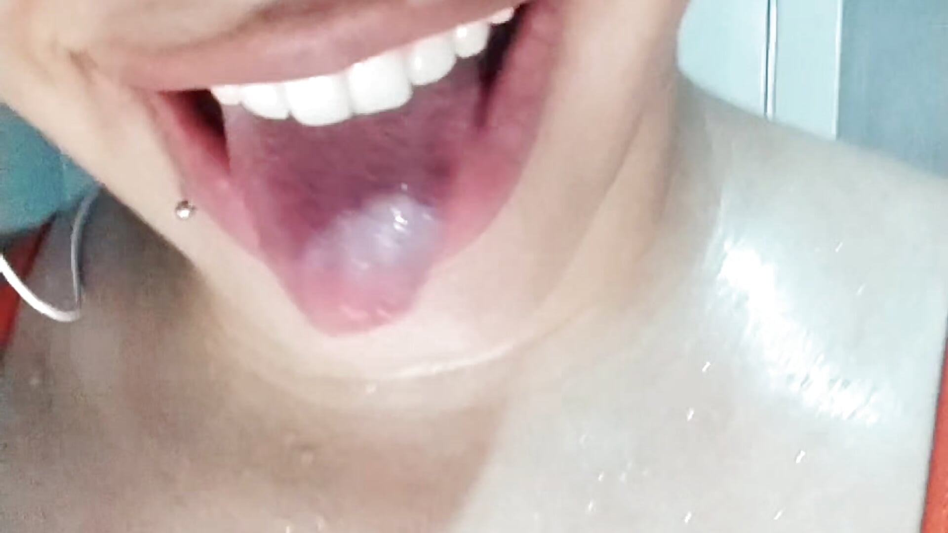 Sweaty and wet /suadinha molhadinha