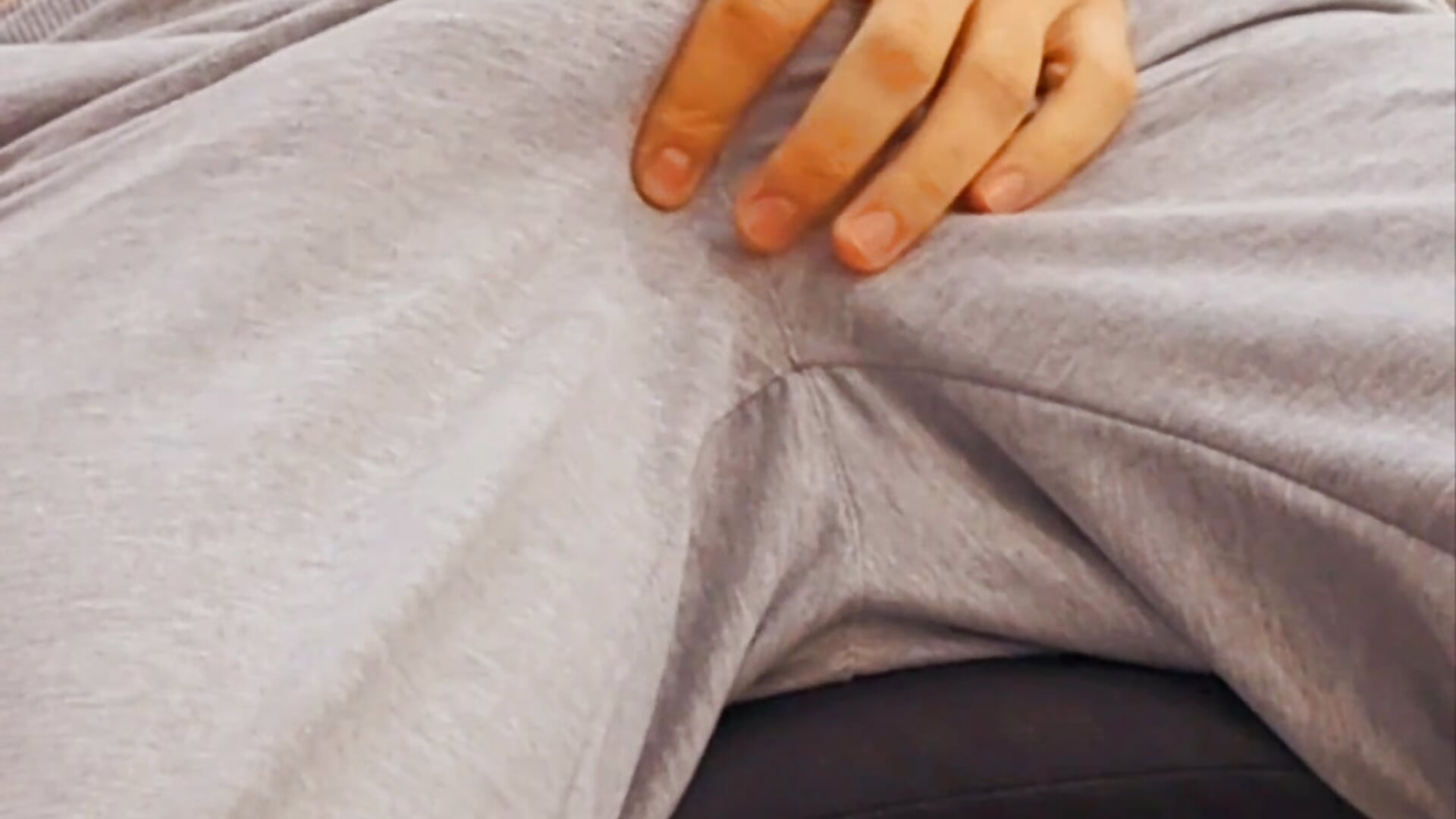 Do u like gray? hhh - فيديو من sevvvvsevvvv1 موديل الكام