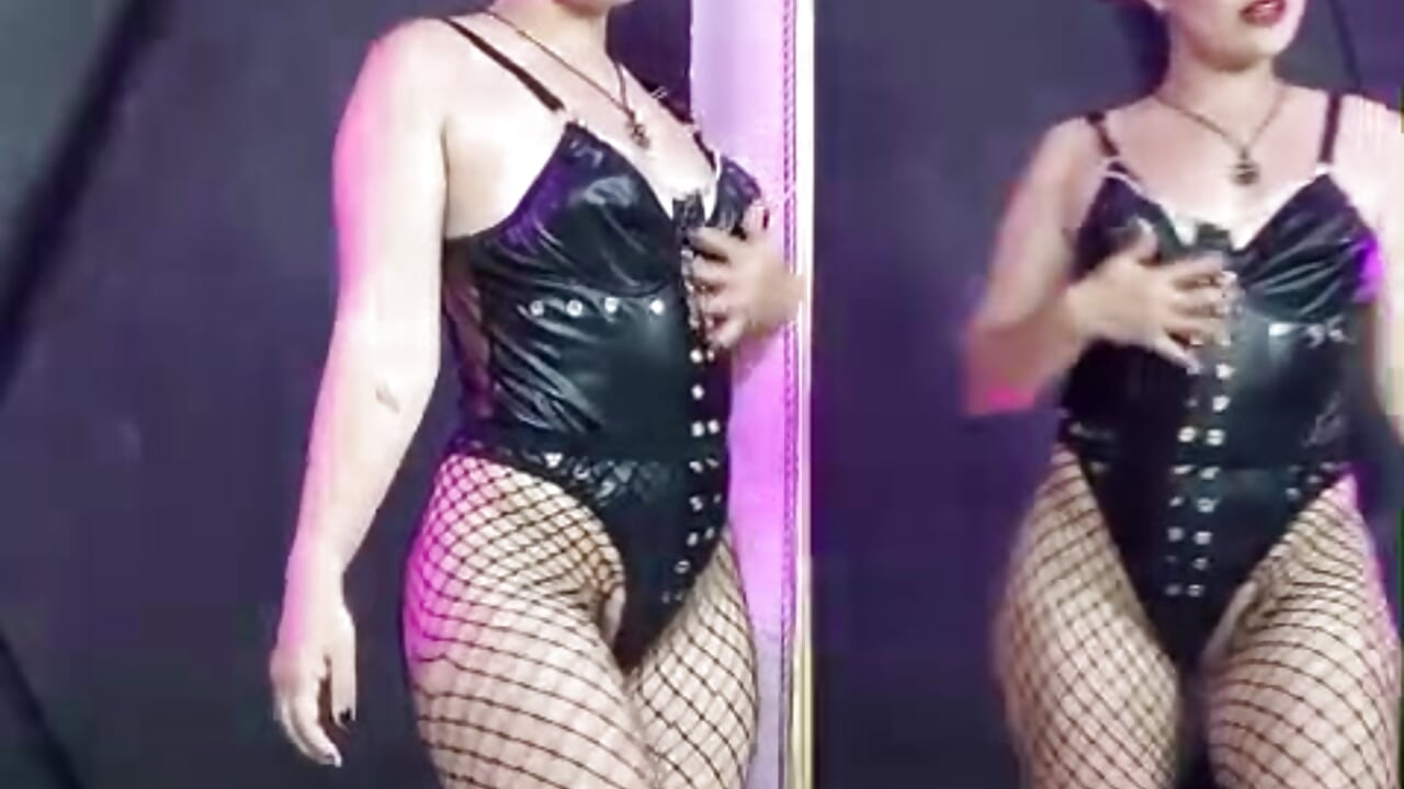 mmmm you like - vidéo du modèle de showcams DarlingBDSM_