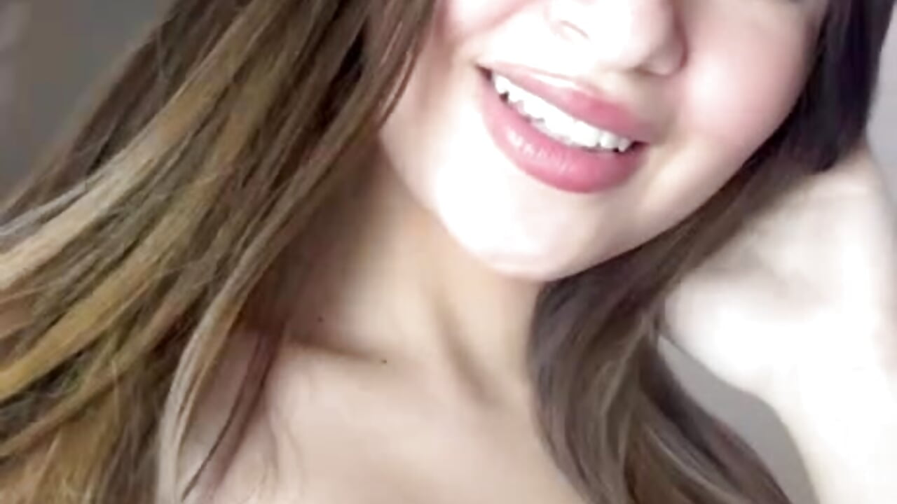 Pretty K🌸+ - video by katlyn_martins cam model