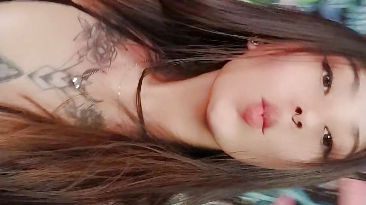 Kisses for you - video by aciddollhell cam model