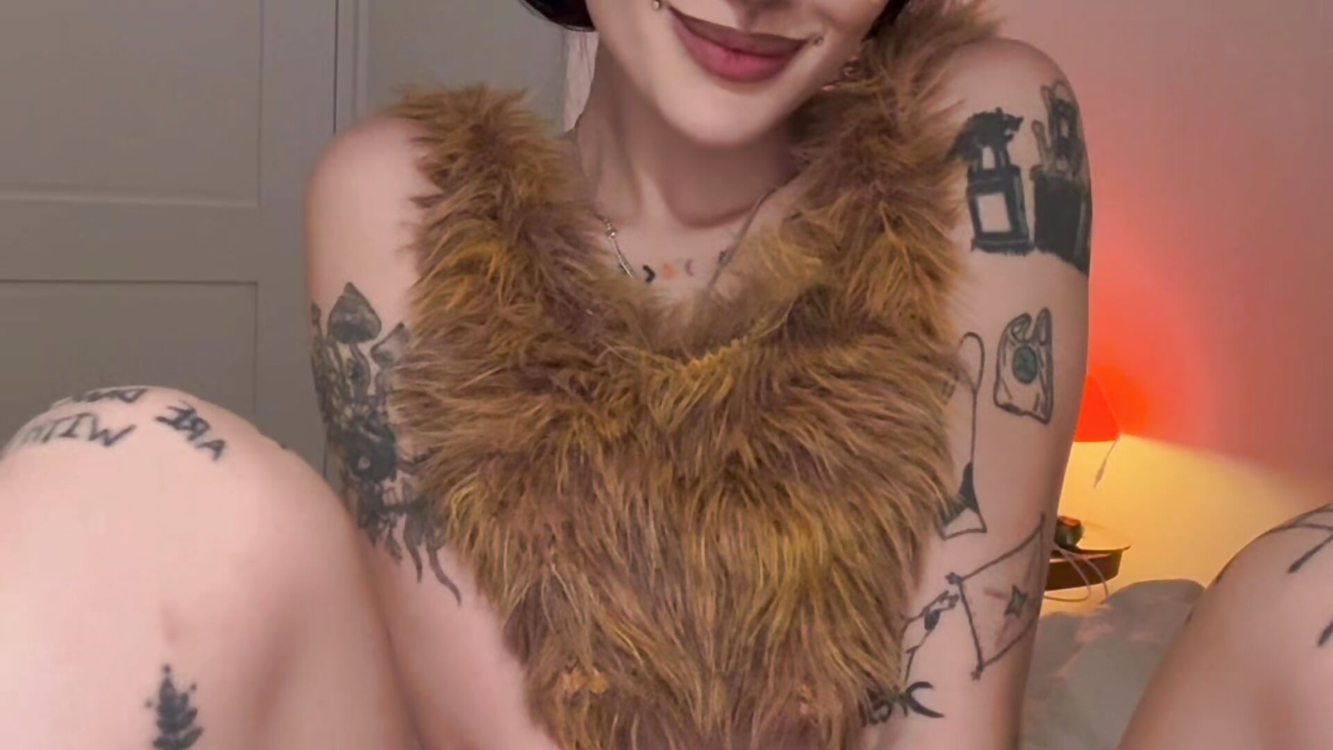 Halloween’s pussy!－カメラキャストのMelissa_crazyの動画