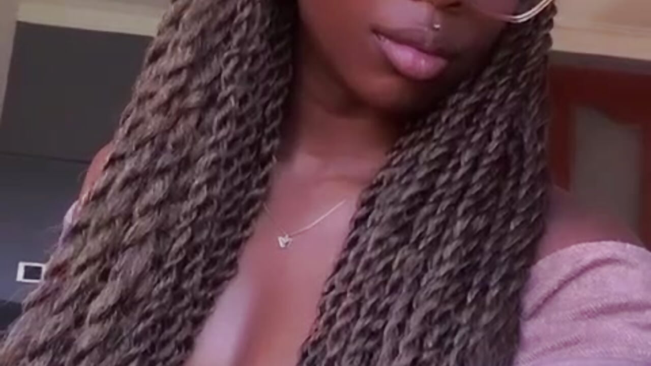 Your pretty girl is ready to have alot fun with you!!🥵🔥 - video oleh model kamera Ammy_xx