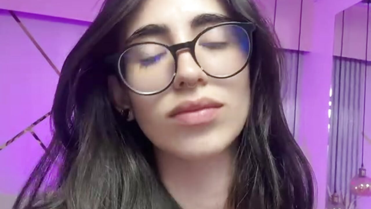 💜 - vídeo de la modelo de cam LenaRoses