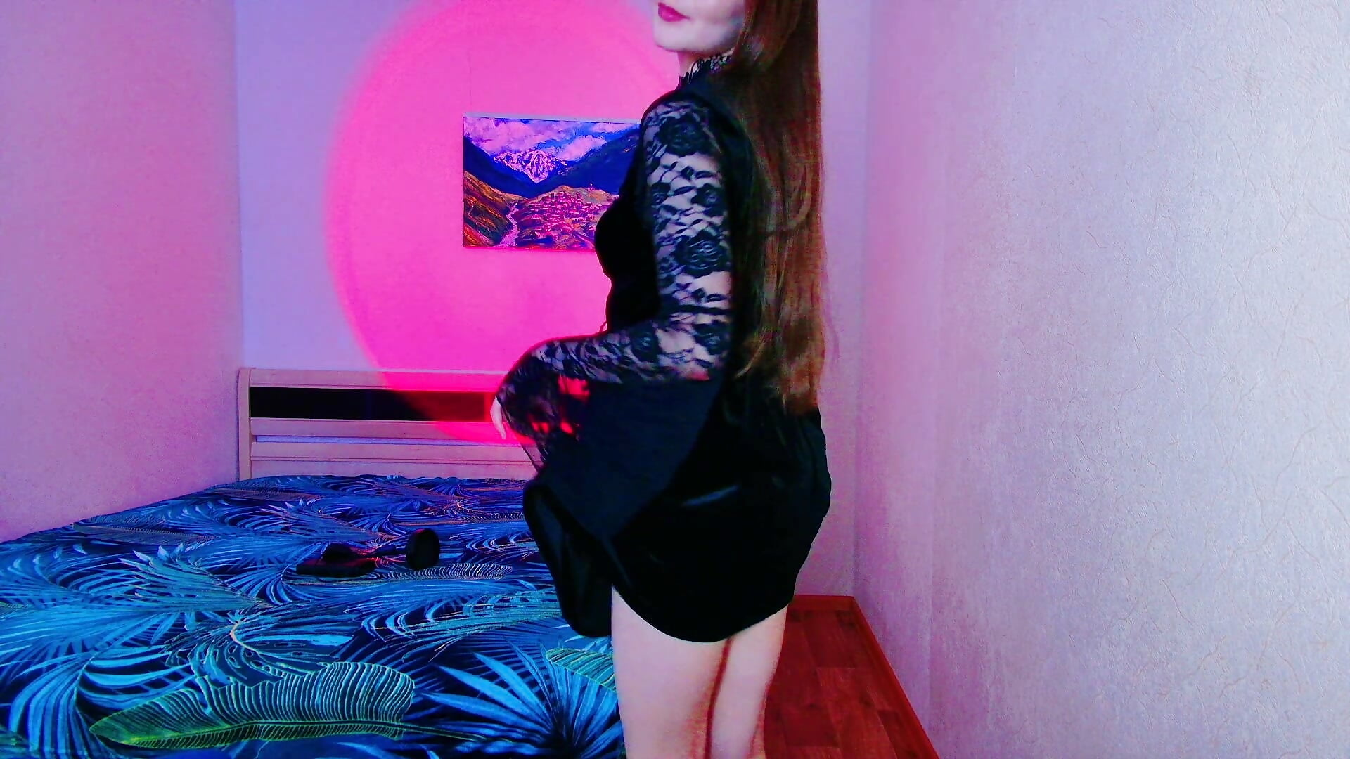 Lady in Black – видео вебкам-модели LanaGI