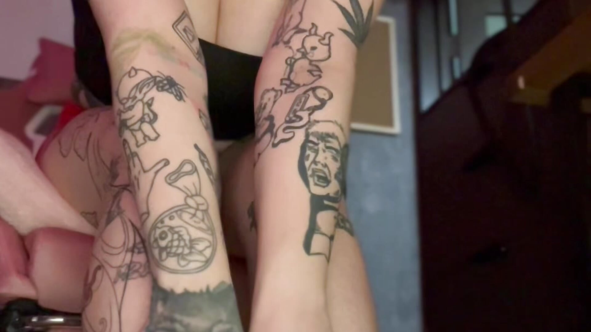 🤭 - clip cu Vikki_toriya model videochat