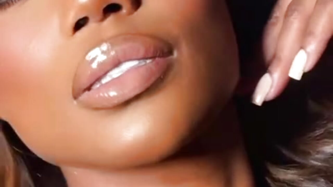 Creating beautiful photos for you I love you - video by ShainaJoness cam model