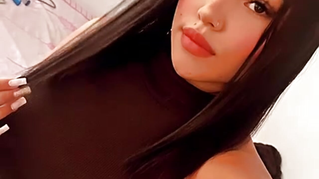 Hi guys🥰– sarita_hills kameramodell videója