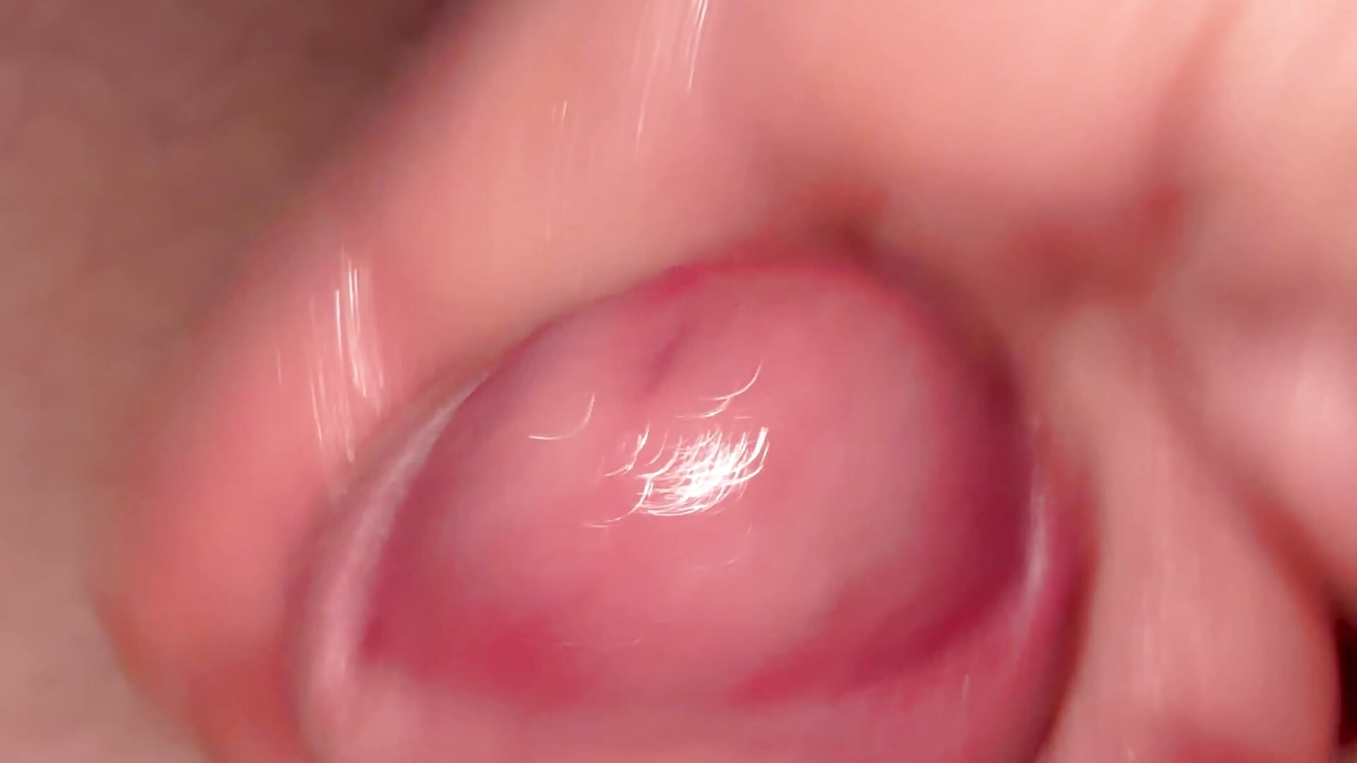 Cumming in close up