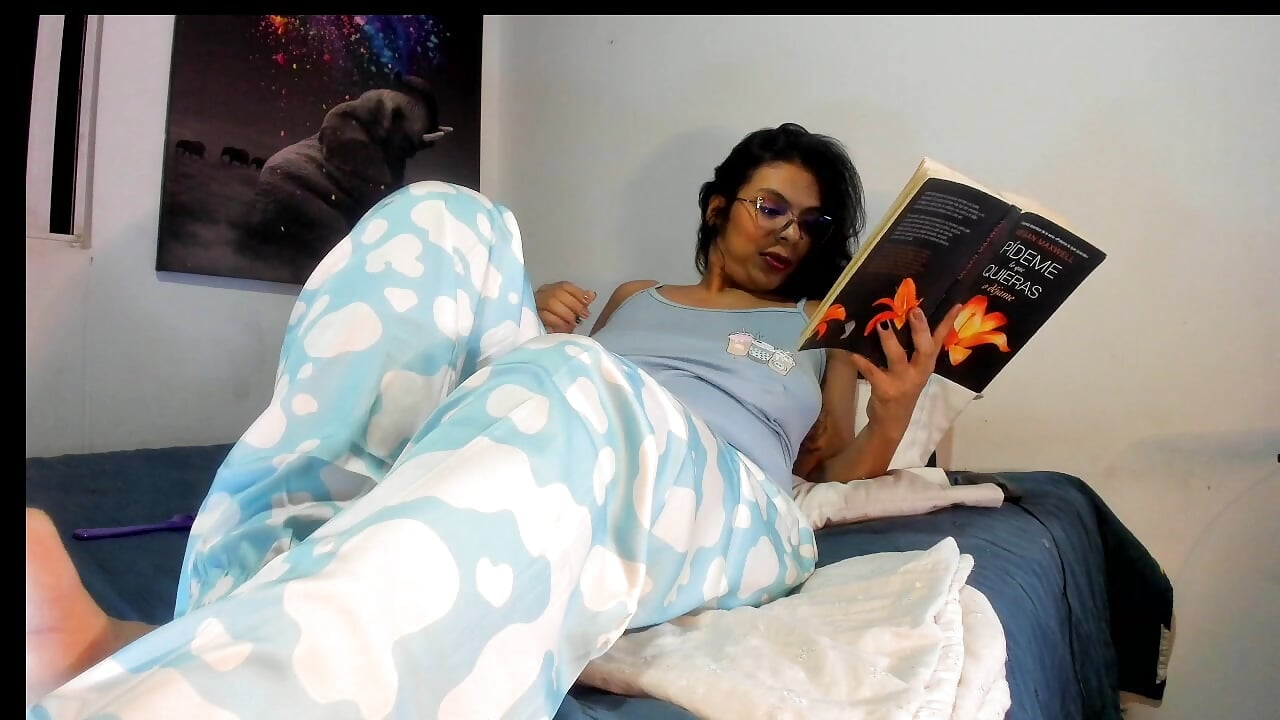 2025-09-24 23-30-49 - video av manujaramillo cam-modell