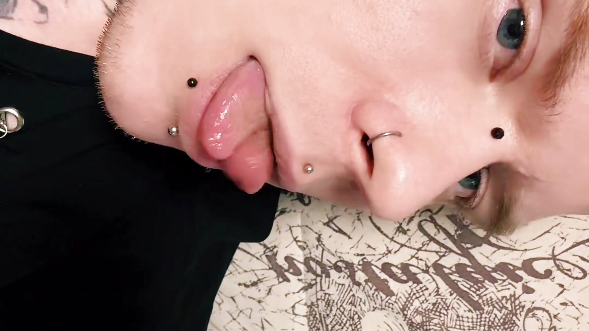 :) - فيديو من _Horny_Boy_Hot موديل الكام