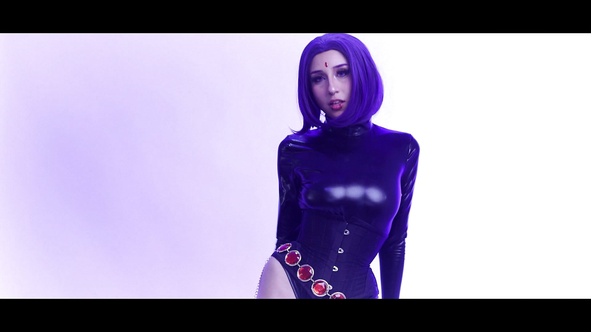 Raven Transformation  Don’t Look Awa - video di bellablack27 modella di cam