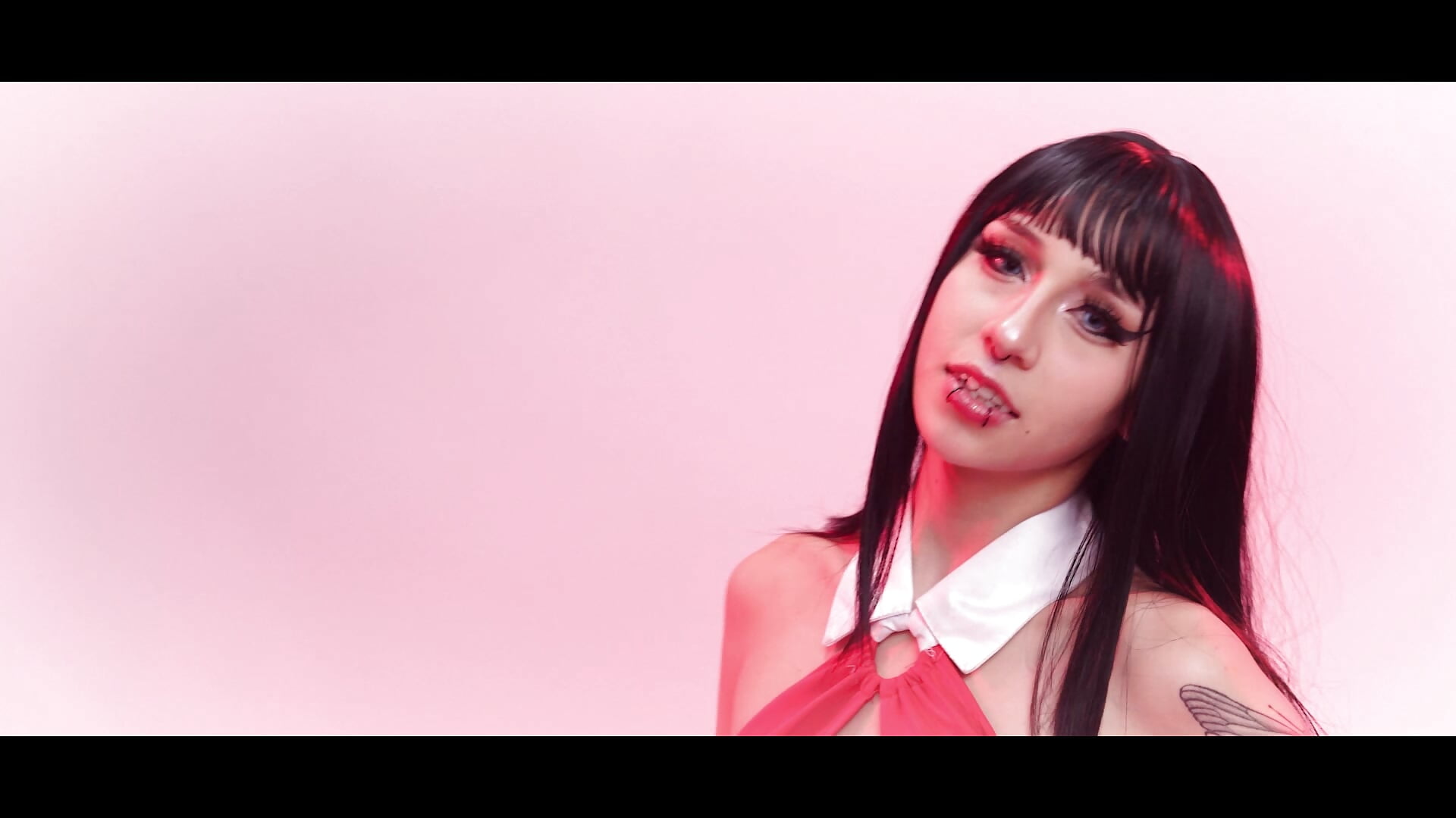 Vampirella Up Close: Don’t Look Too Long✨ - فيديو من bellablack27 موديل الكام