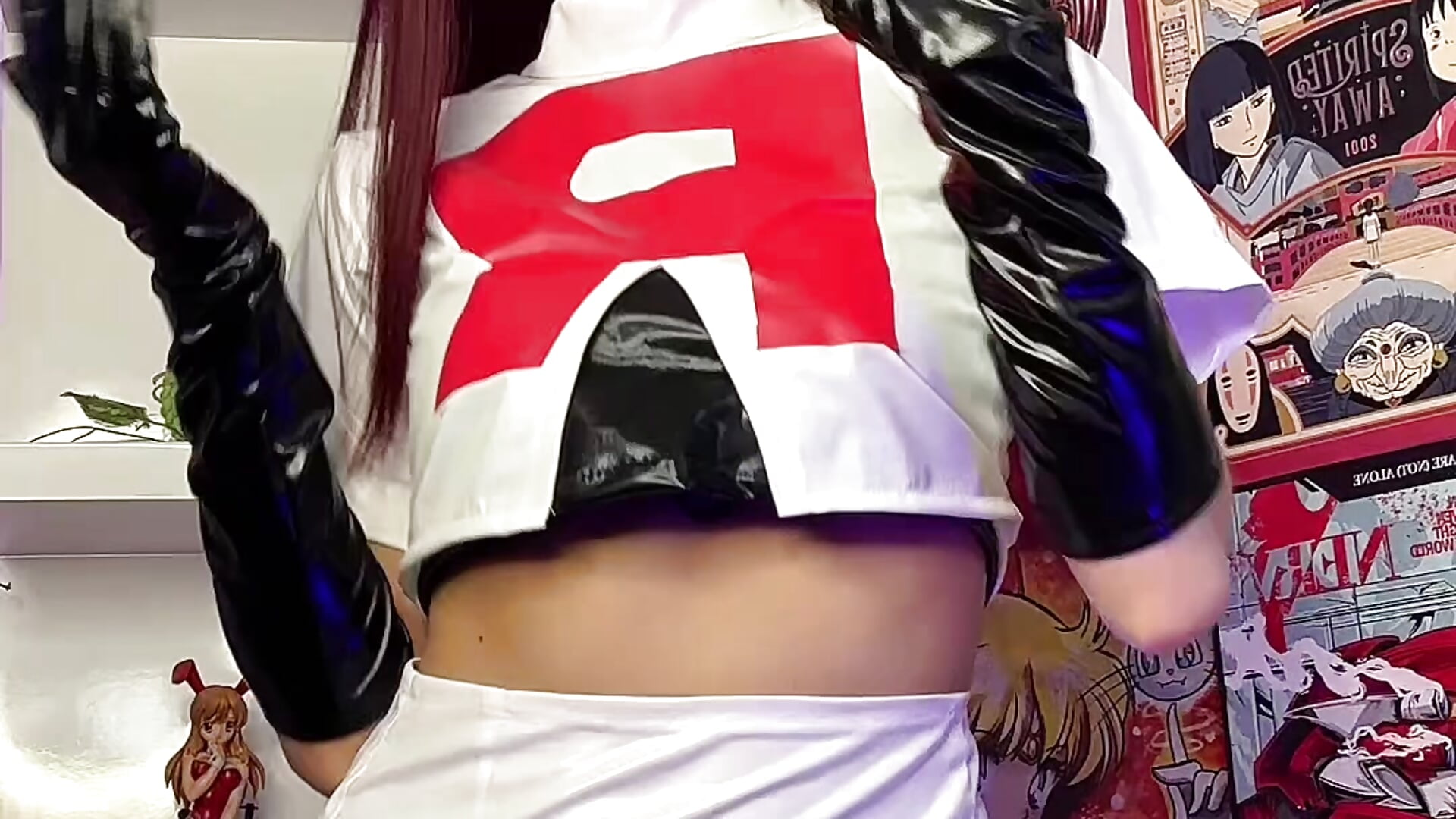 Do you like Pokémon? Guess who I am 🖤 — filmik bellablack27, modela(-lki) na kamerkach