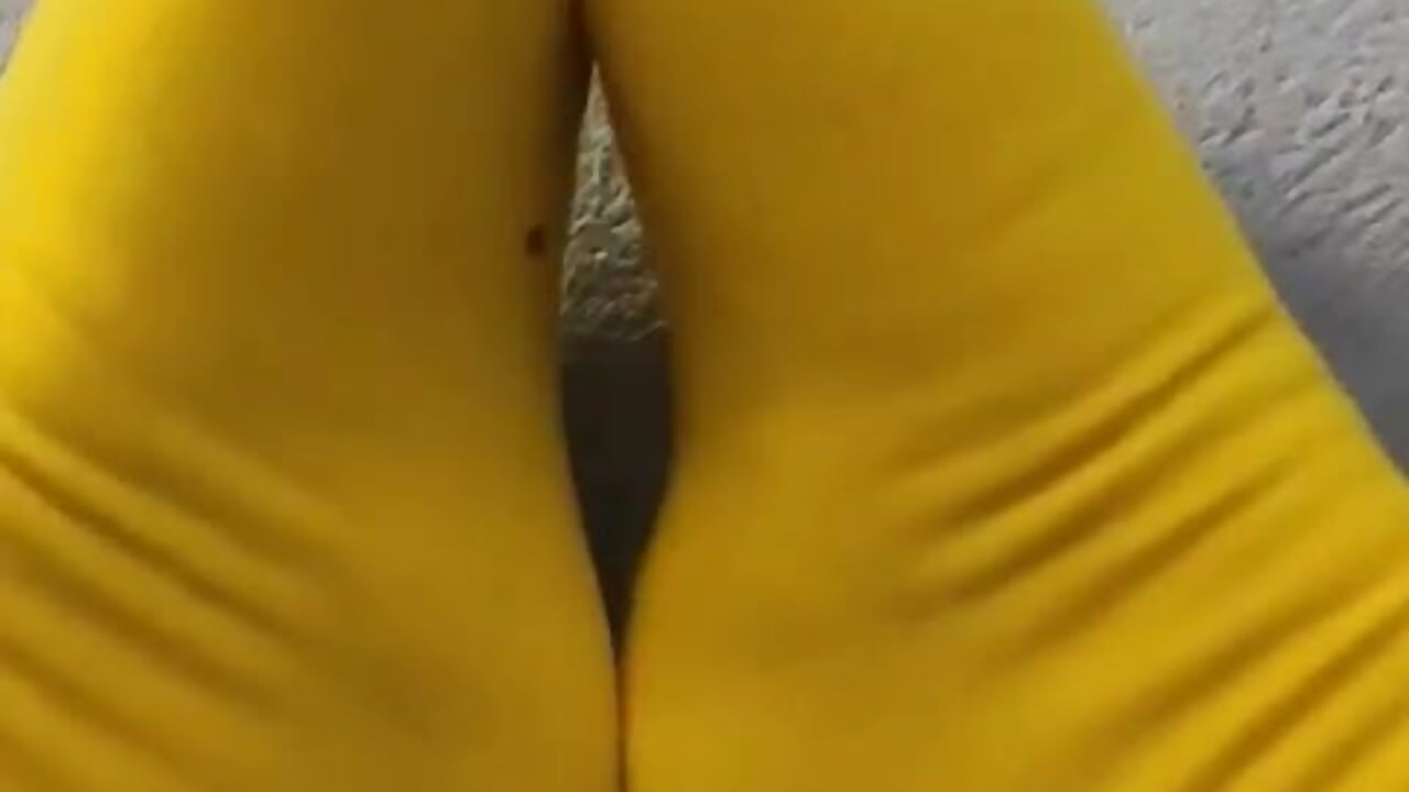 feet - video by -Fl0RANSE- cam model