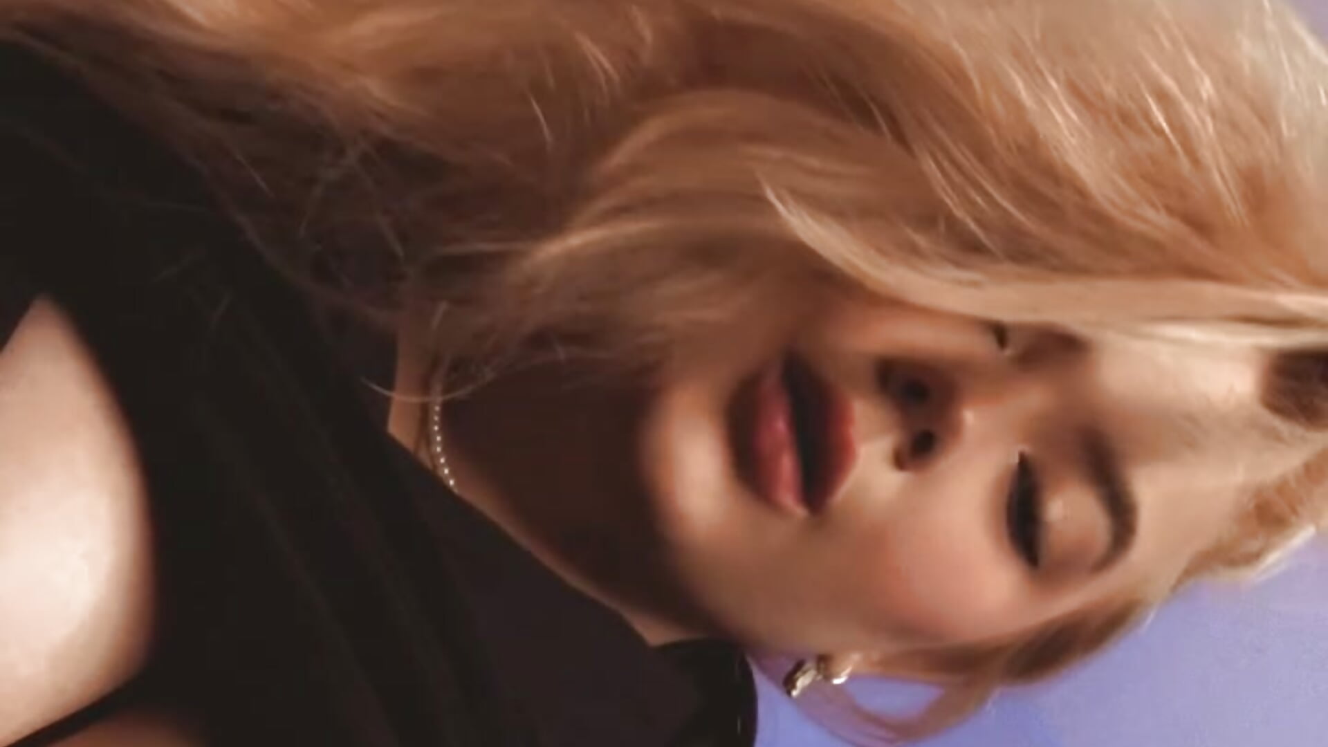 Come to me 😈♥️－カメラキャストのsophiarossee_の動画