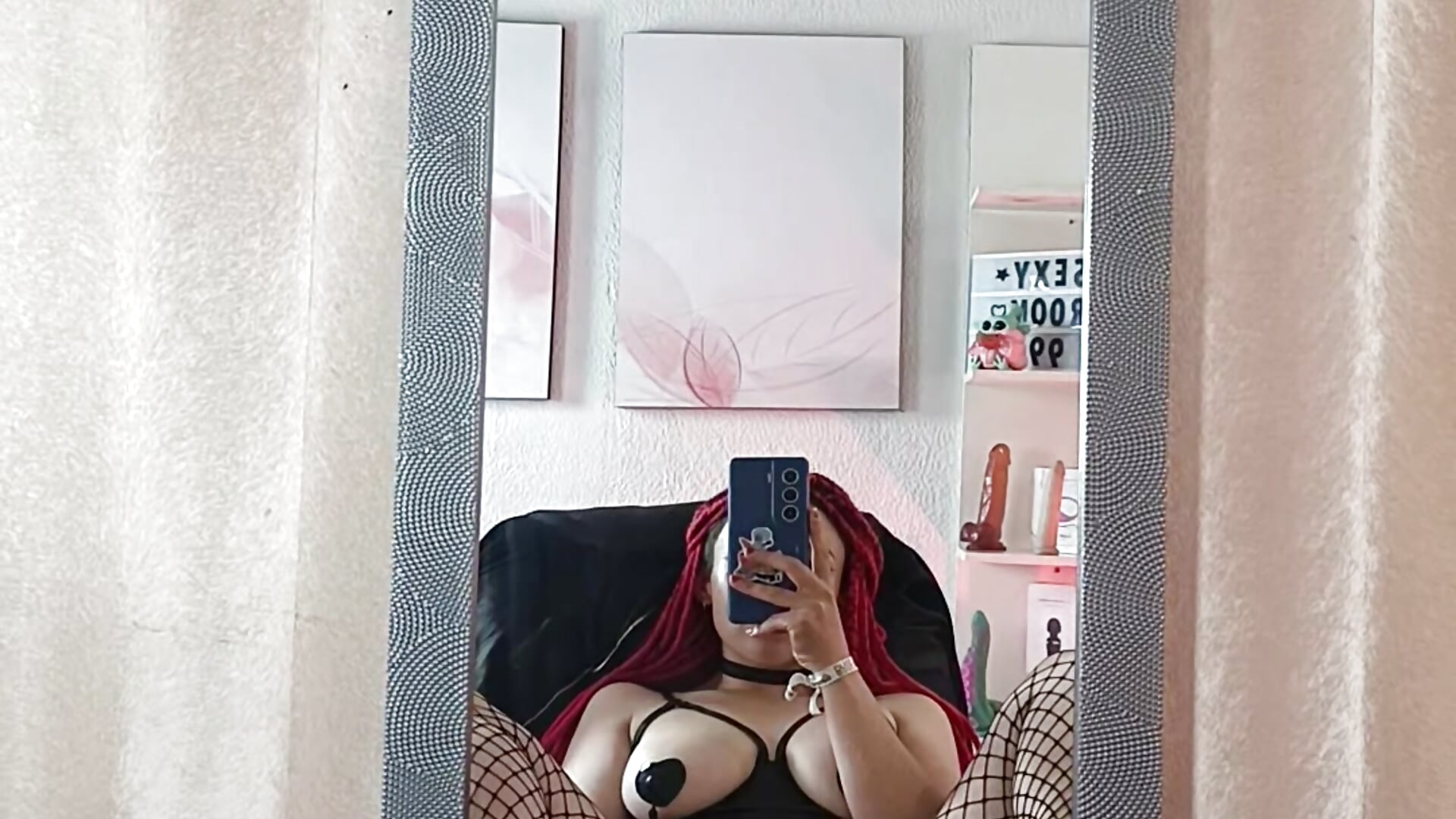 Enjoy me - video by CaroFisher cam model