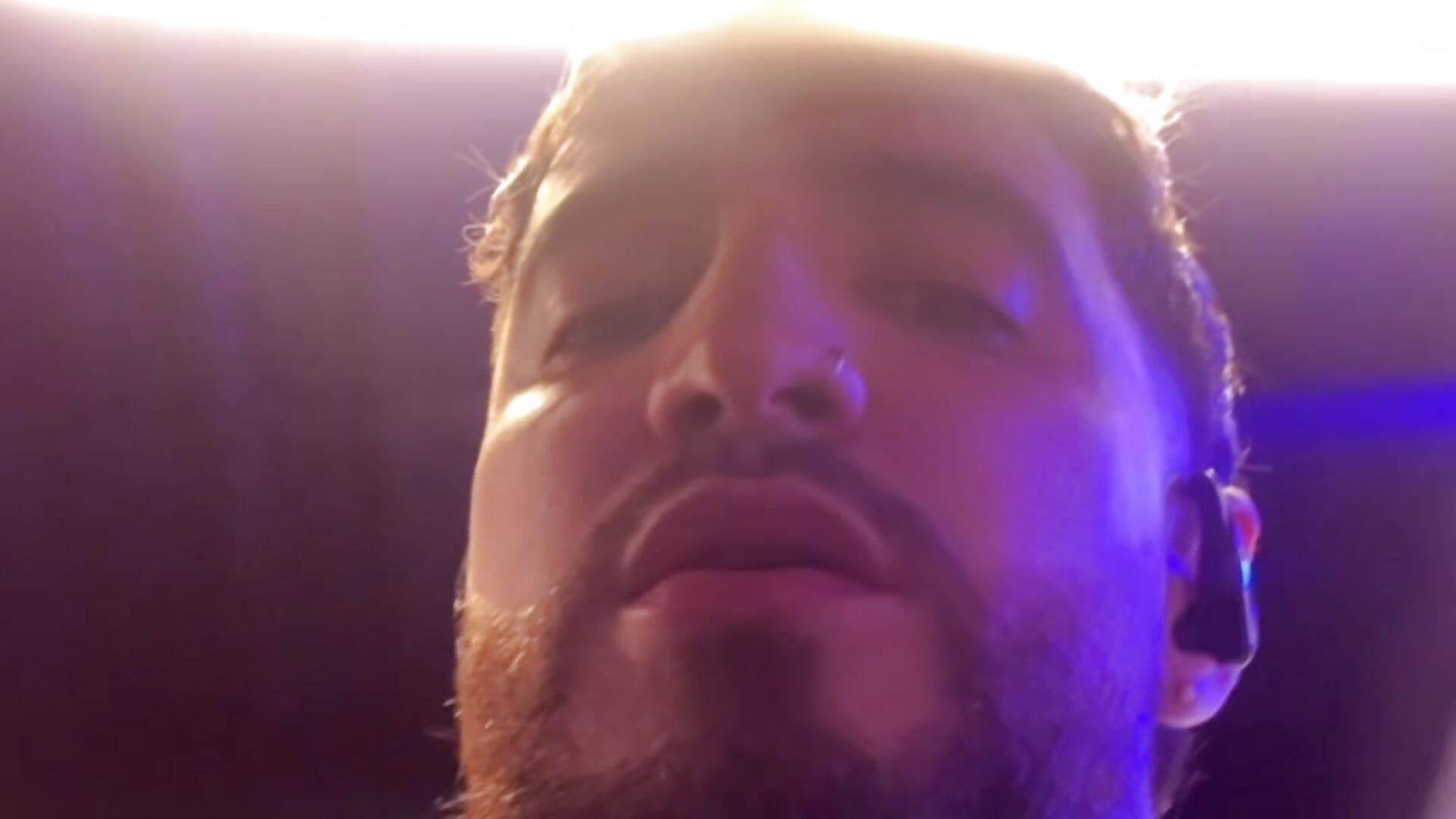 😋 - відео від вебкаммоделі bradley_martinez