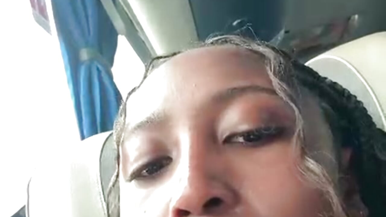 I'M VERY HOT HERE - Video von EmmaSanzz_ Cam-Model