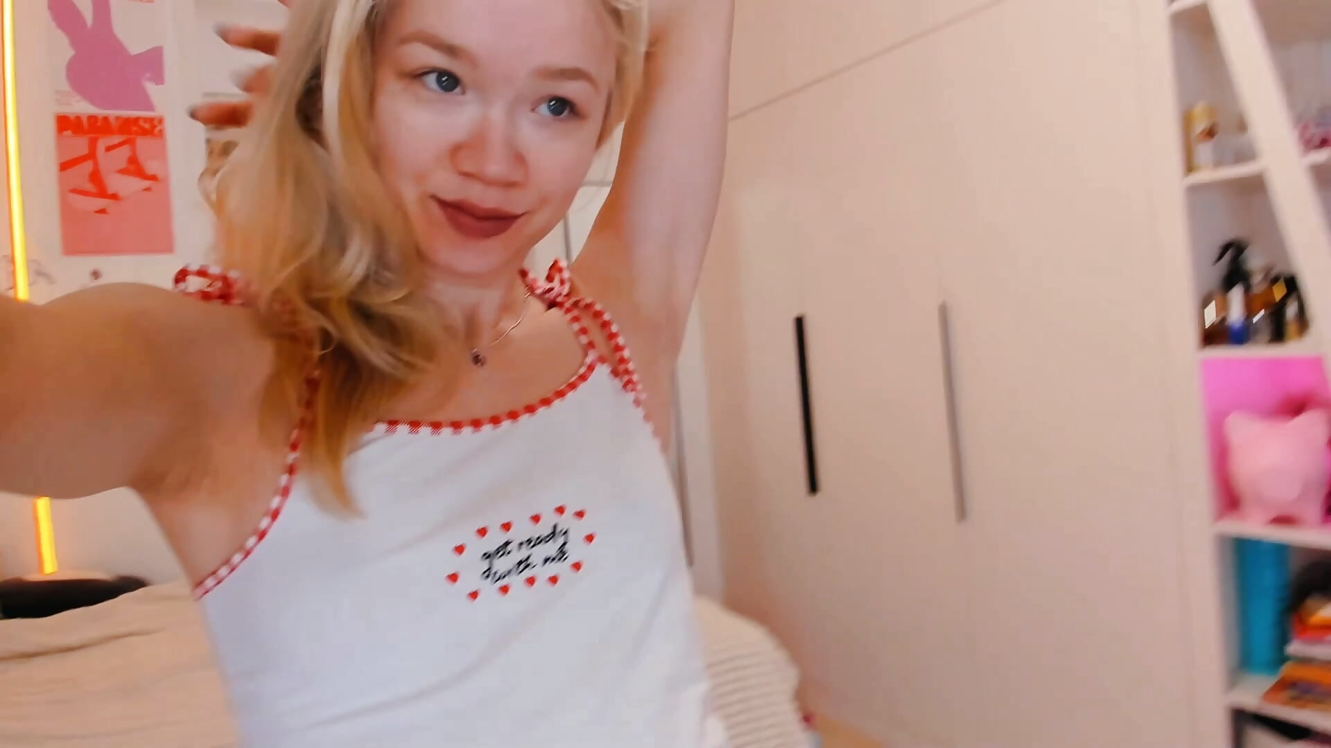 Let me seduce u in proper way^^ - video av Lily_Young cam model