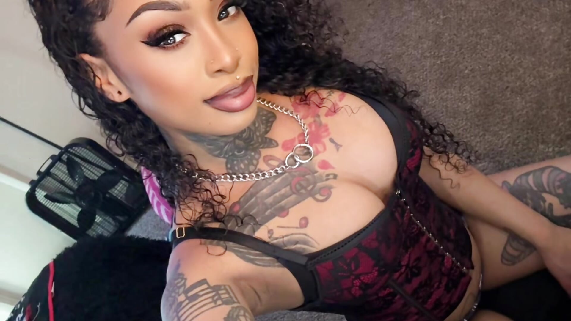 Hey I’m Trinity! Subscribe for XXXCLUSIVES – видео вебкам-модели TrinityTeighlor