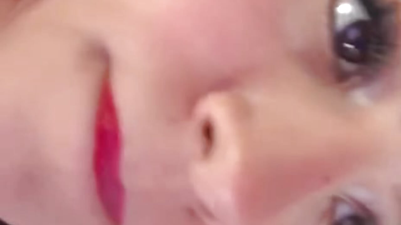 My mouth begs yours - video by Channel-Parker cam model