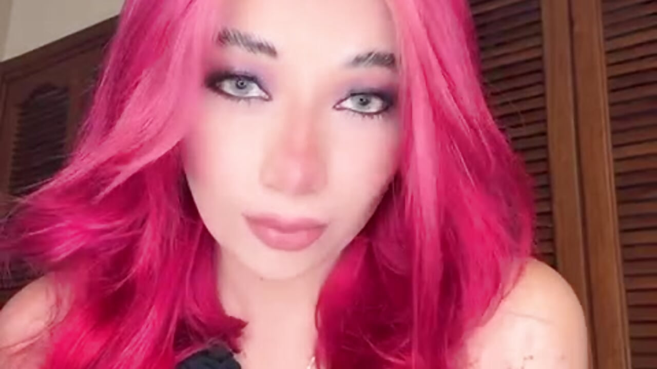 "Y qué dicen de mi?" 😉 ✨ - Emma_Thompsson 캠 모델의  동영상