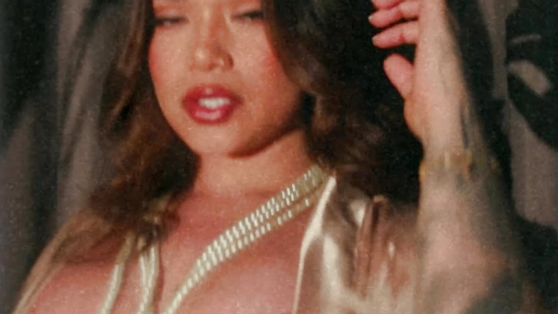 Happy Birthday Goddess💎 - video oleh model kamera LeaThompson